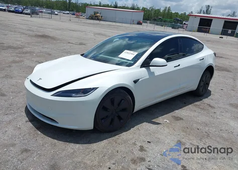 2025 Tesla Model 3 Long Range Rear-Wheel Drive из США, поврежденный, VIN 5YJ3E1EA7SF976853